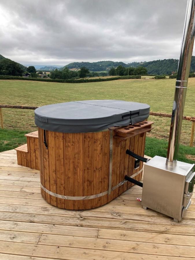 Delor - Bryntalch Glamping Pods Hotel Montgomery Kültér fotó